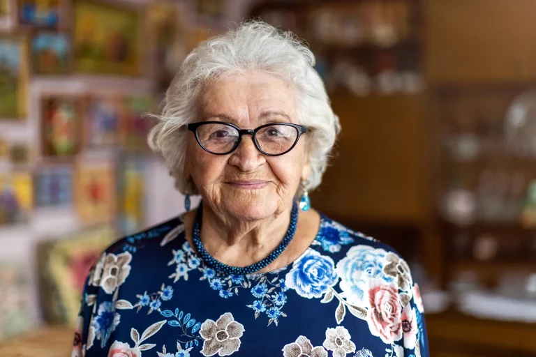 portrait d'une femme âgée